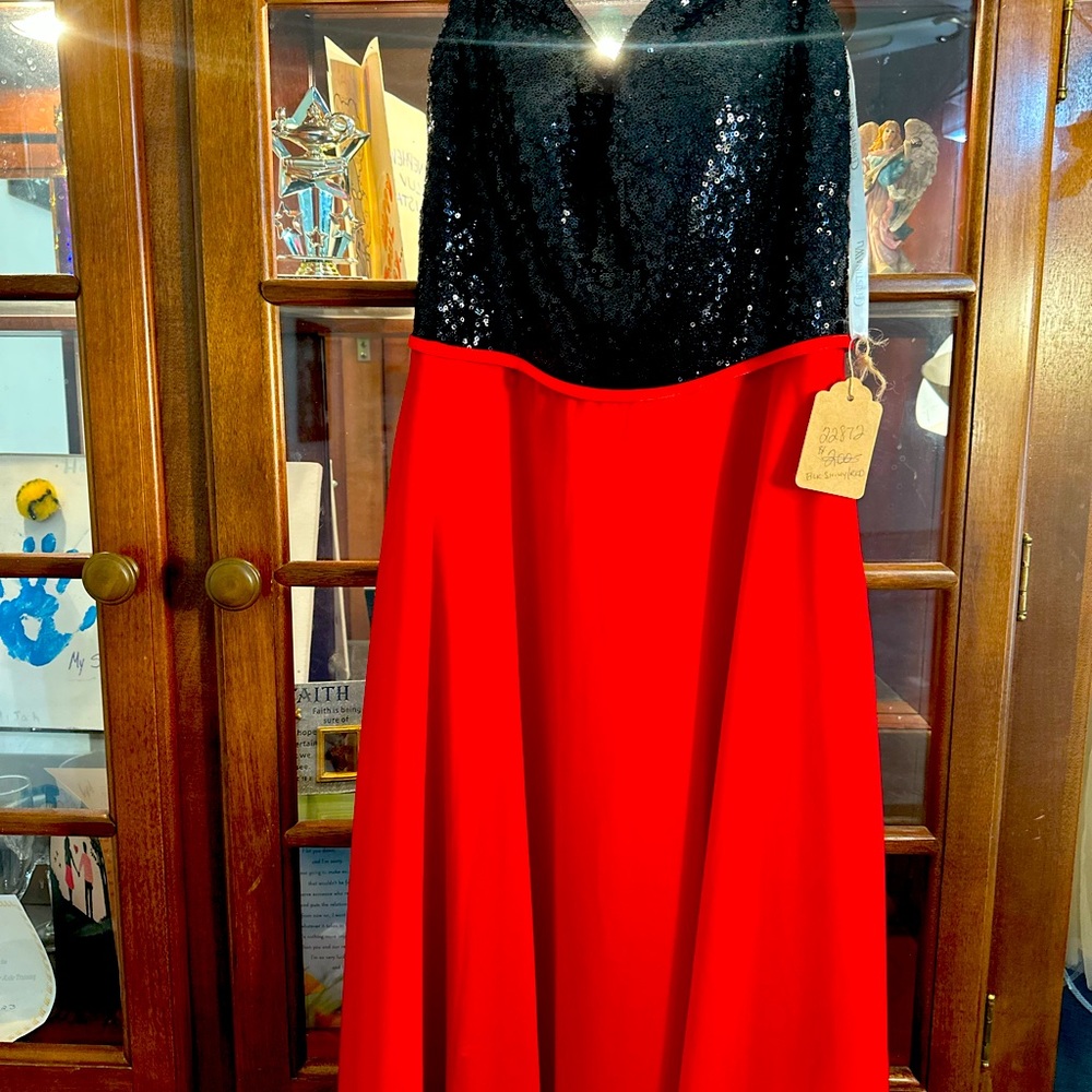 Dazzling CHRISTIAN WU Red Black Sequin Wedding Christmas Party Dress SZ 4 $1499